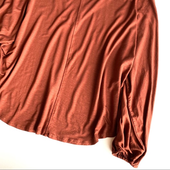 SOLD 💕Anthro Dolan Left Coast Contessa Top - Picture 6 of 16